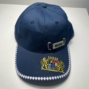 Blue München Cap with Embroidered Crest